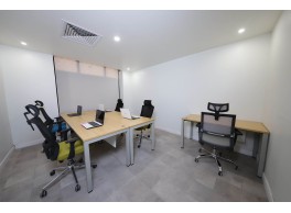 مكاتب جاهزة مؤثثة ومساحات عمل مشتركة  للايجار بأفضل سعر وبيئة محفزة